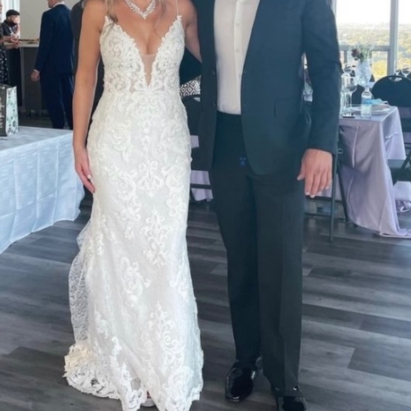 Stunning Wedding Dress Maggi Sottero size US 8 - Picture 3 of 10